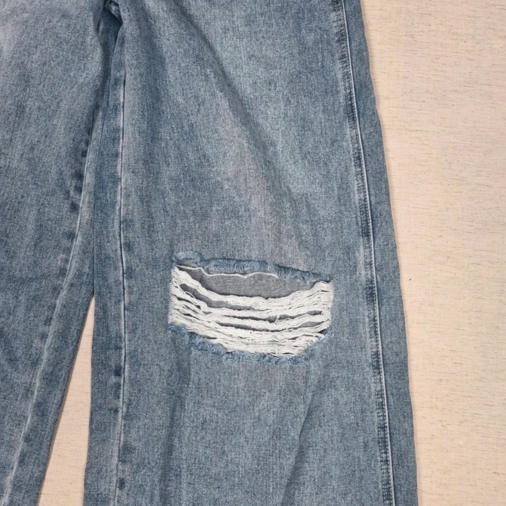 Missguided Light Blue Distressed Wide-Leg Jeans - Picture 3 of 8